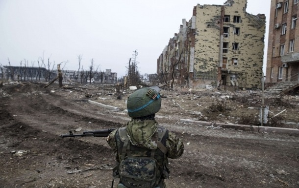 Бойовики протягом ночі 40 разів обстріляли Красногорівку