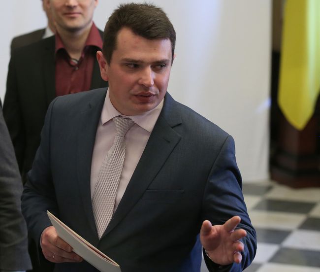 Артем Ситник: У власності судді 20 автомобілів і до десятка об’єктів нерухомості
