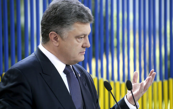 Порошенко ухиляється від сплати податків