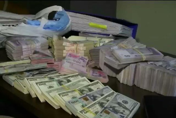 У Києві конвертаційний центр фінансував терористів «ЛНР»