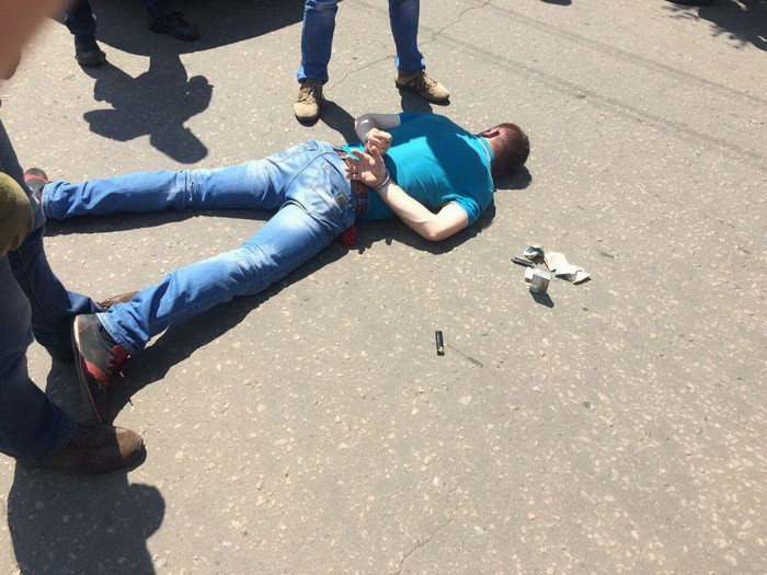 У зоні АТО на хабарі спіймали наркополіцейського
