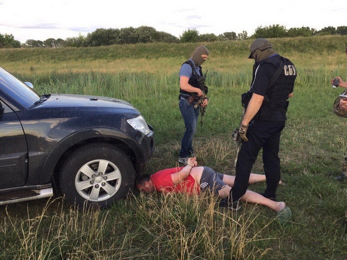 На Рівненщині викрито «бурштинову мафію» з діючих та колишніх правоохоронців