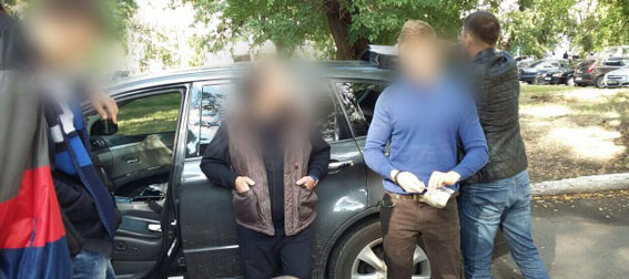 На Дніпропетровщині затримано чергових високопосадовців-хабарників