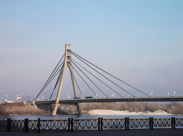 У Києві водолази врятували двох потопаючих
