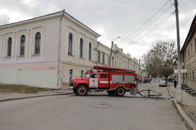 У Харкові горів підвал будівлі академії культури