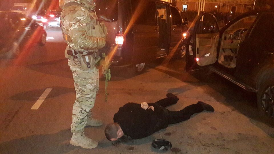 На Житомирщині ліквідовано банду оптових торговців наркотиками