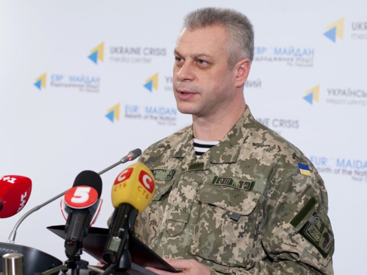 За минулу добу один військовий загинув, двоє - поранених