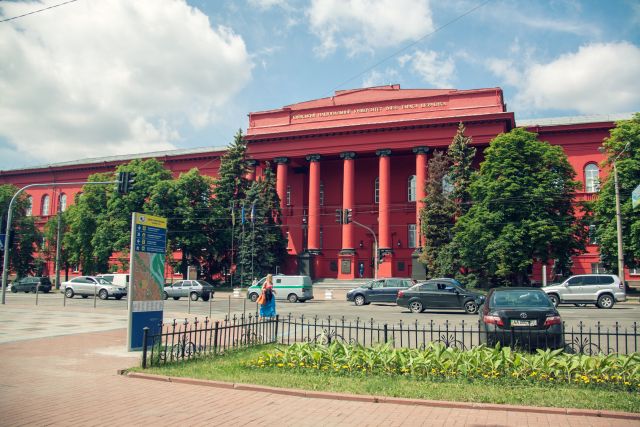Керівники ВНЗ теж здадуть е-декларації