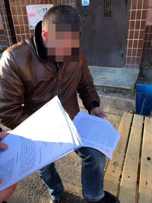 На Харківщині затримано колишнього керівника "Облавтодору", який переховувався в Криму