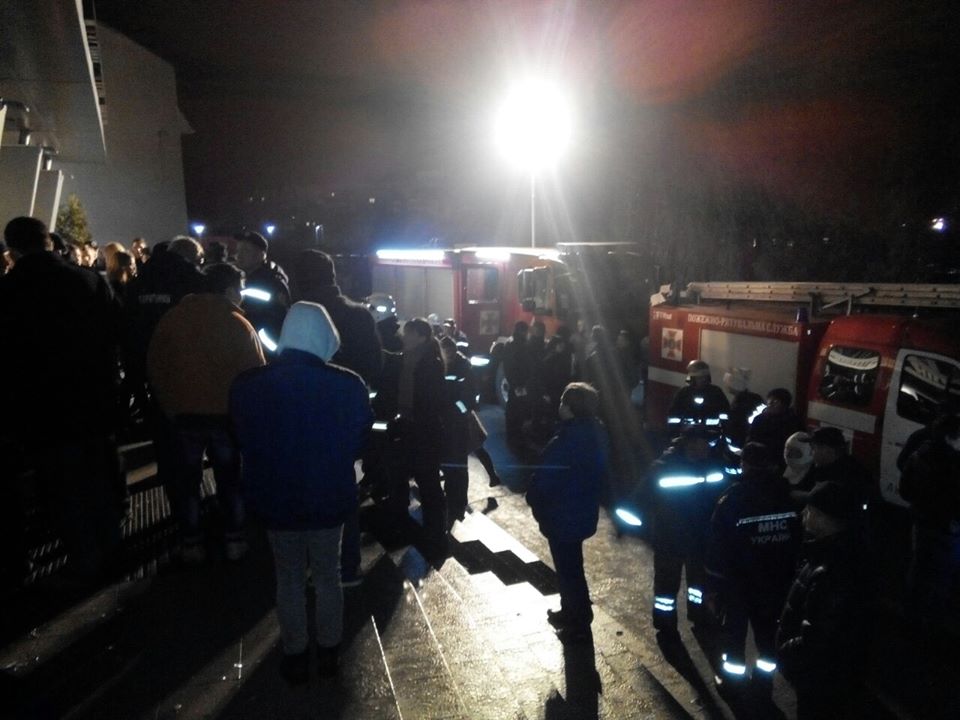 Пожежа у розважальному центрі Львова: без постраждалих не обійшлось