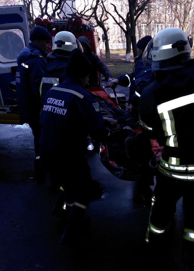 У Маріуполі чоловік упав у шахту ліфта