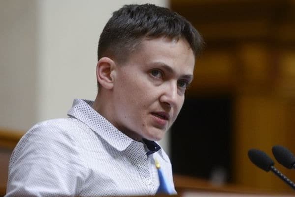 Виявляється, Савченко не член партії "Батьківщина" вже як місяць