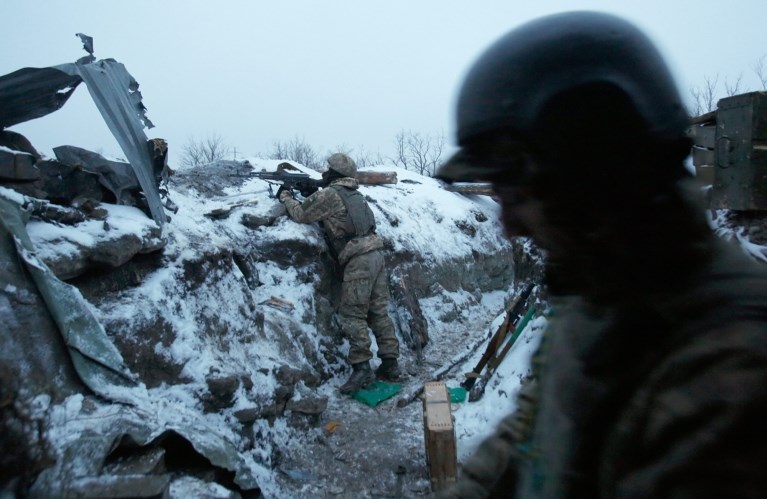 Окупанти продовжують обстрілювати українські позиції на всіх напрямках