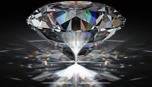Британський підприємець збирається запустити виробництво екологічно чистих алмазів з неба