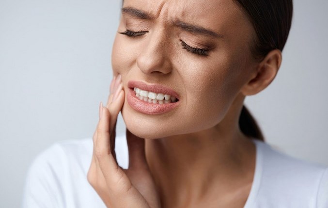 Зубная боль — причины, виды, что делать