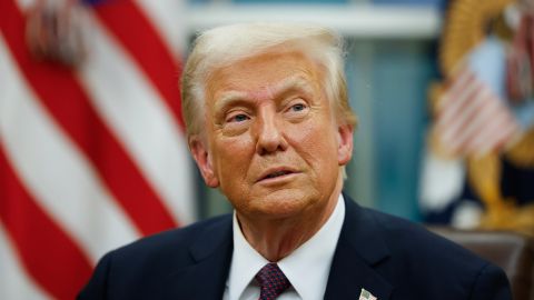 Трамп вкотре обіцяє вирішити українське питання щодо війни
