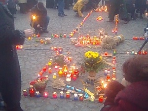 У Луцьку запалили свічку пам’яті жертв голодоморів