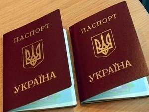 На Волині закордонні паспорти видають, але не в терміновому порядку